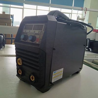 Máquina de soldadura MIG 200DP 200A para acero al carbono y aleación de aluminio 50/60HZ IP21S
