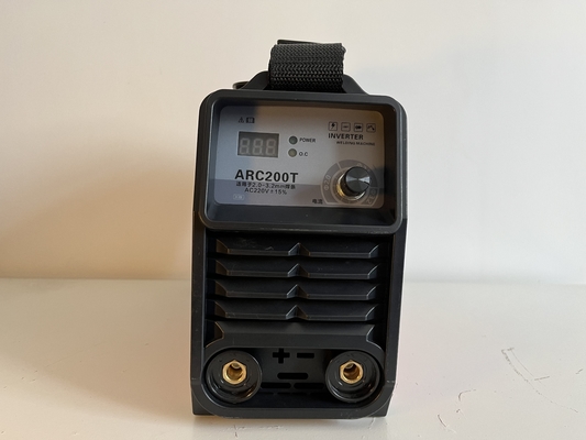 Saldadora MMA Mini portátil IGBT DC con corriente de salida nominal de 120 A y voltaje de entrada AC220V